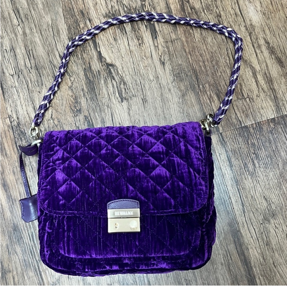 ISO!!! MZ Wallace Crosby lock velvet amethyst Medium